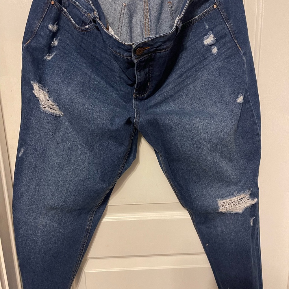 Distressed Blue Women's Ankle Jeans